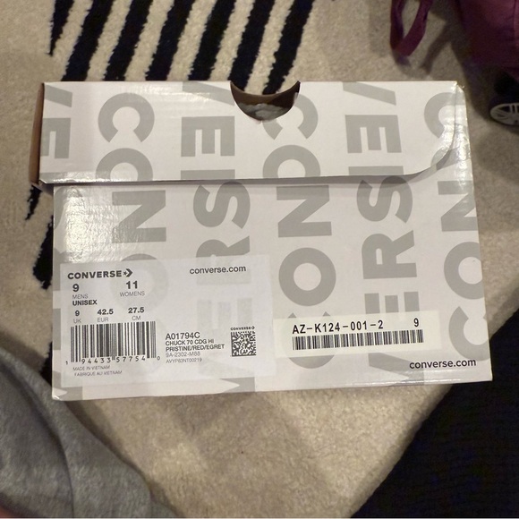 Comme des Garçons PLAY High-Top Sneakers - Cream & Red - Picture 6 of 15